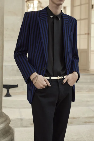 Look 3